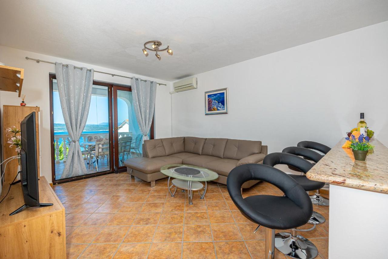 Apartments Lacic 2 Crikvenica Exterior photo