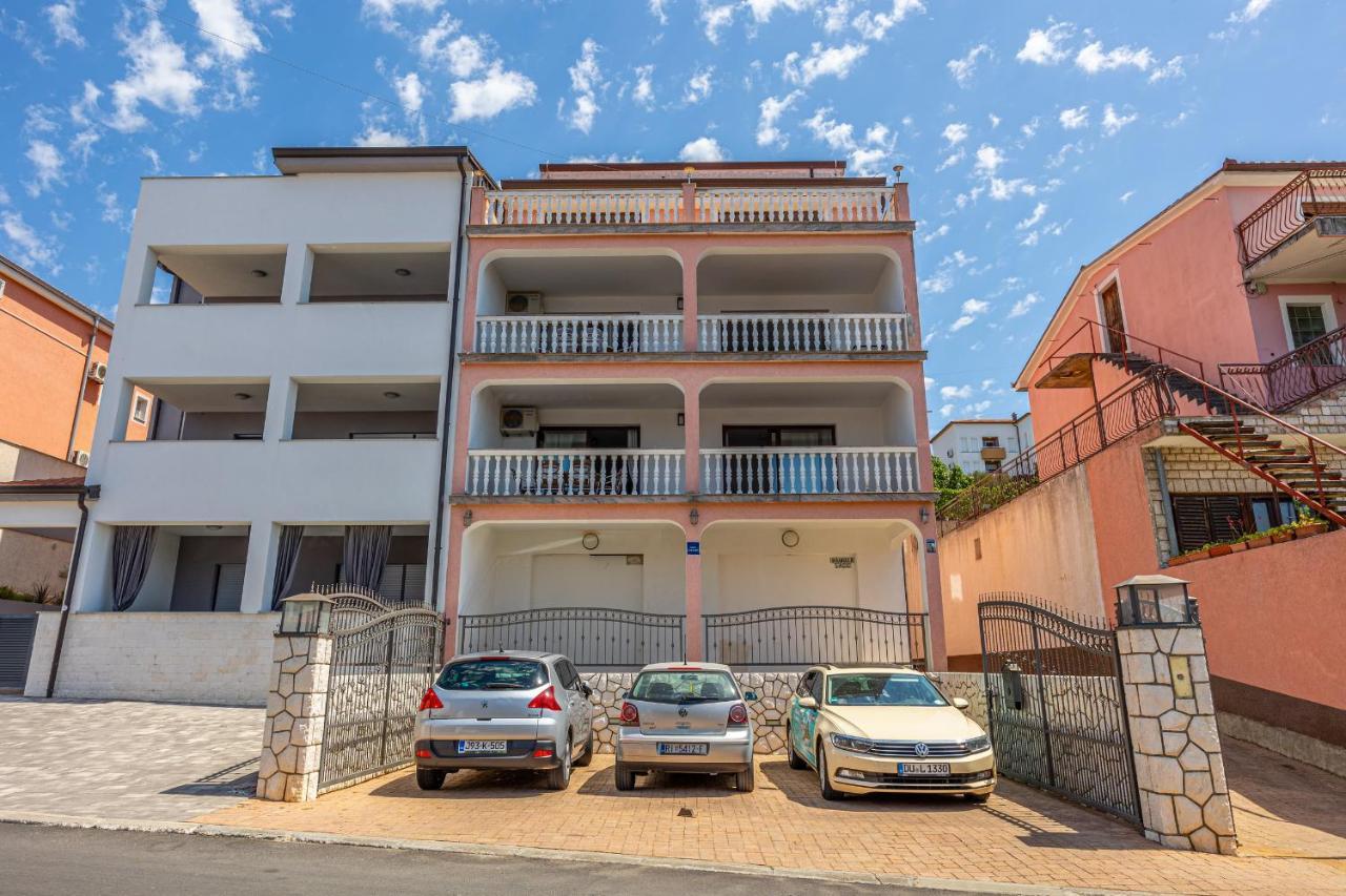 Apartments Lacic 2 Crikvenica Exterior photo