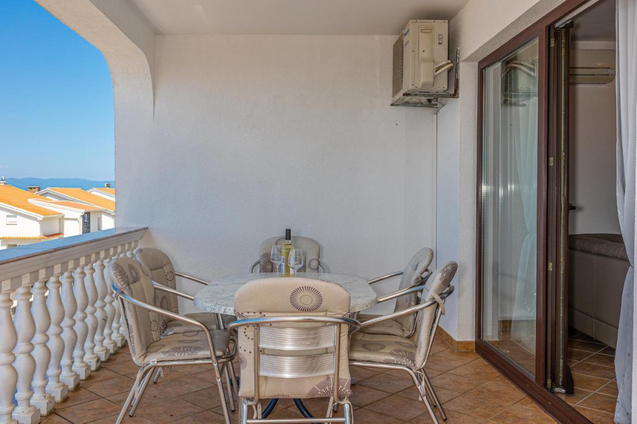 Apartments Lacic 2 Crikvenica Exterior photo