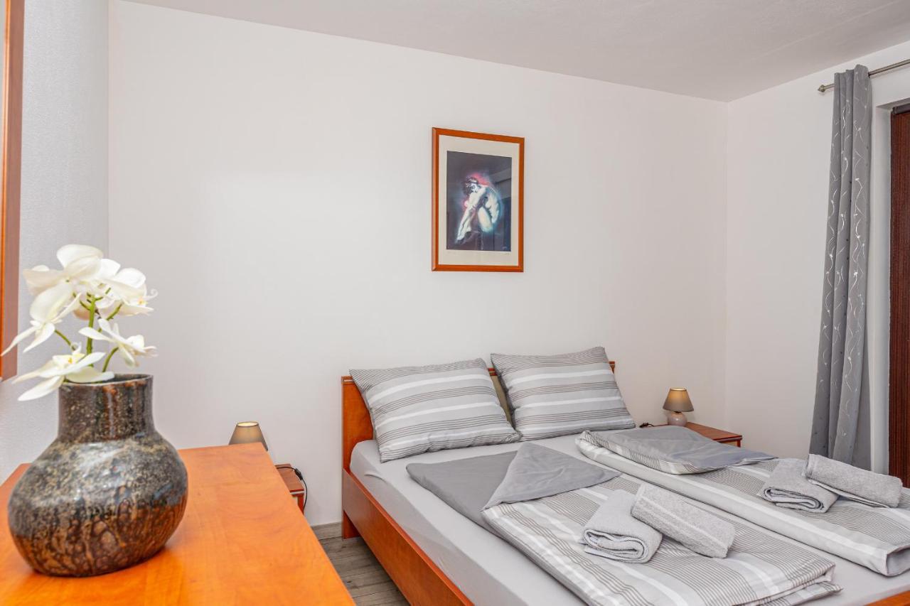 Apartments Lacic 2 Crikvenica Exterior photo